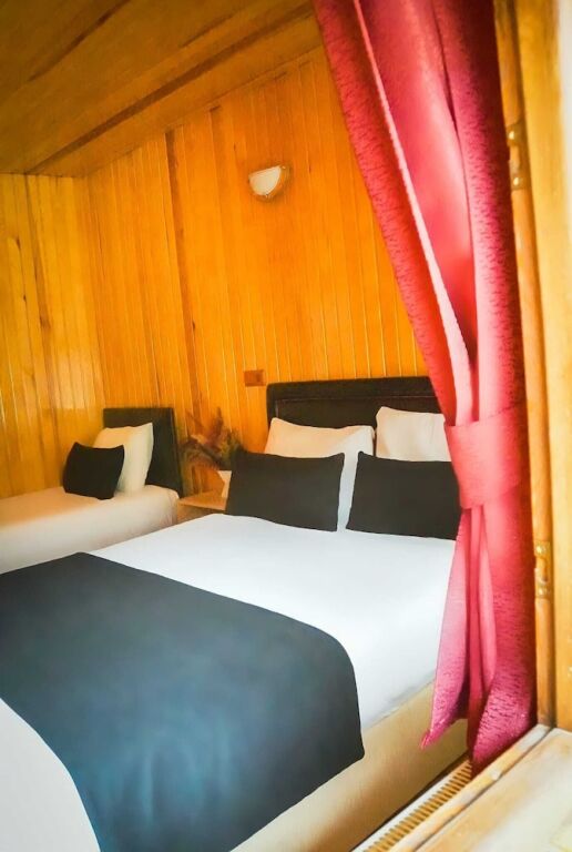 Узунгёль: Dear Otel Uzungol