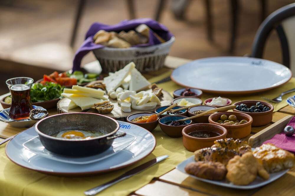 Яликавак: La Local Yalıkavak