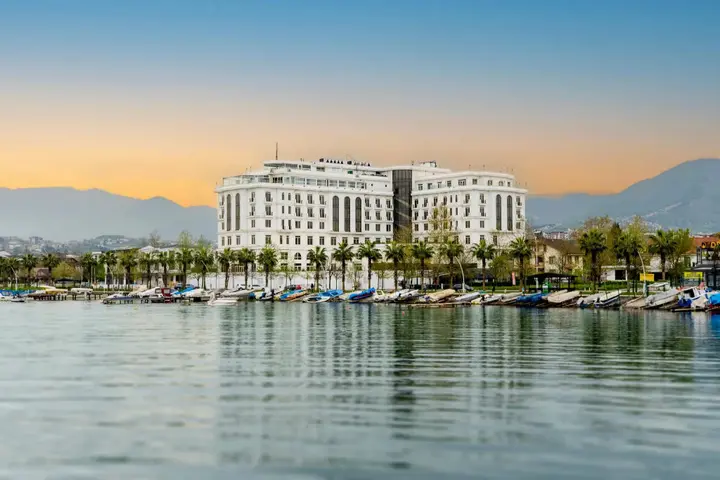 Башискеле: Wellborn Luxury Hotel