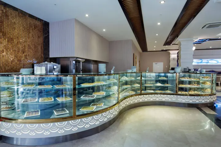 Серик: Crystal Waterworld Aqua Collection
