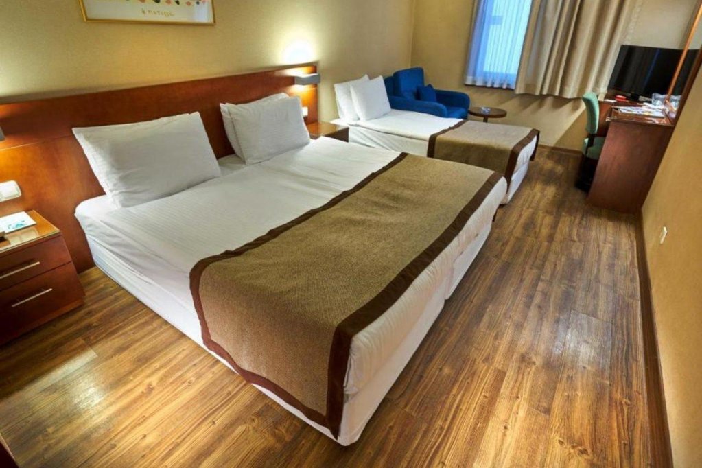 Стамбул: Feronya Hotel