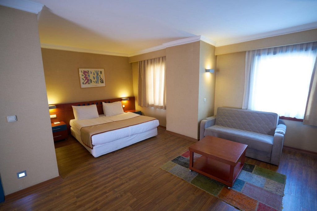 Стамбул: Feronya Hotel