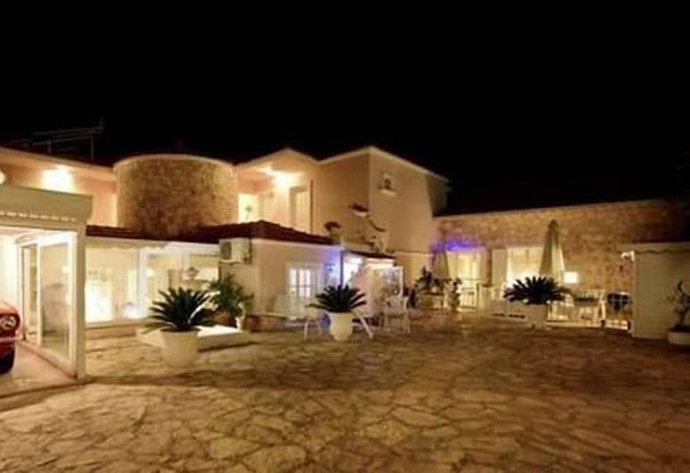 Каш: Club Çapa Otel