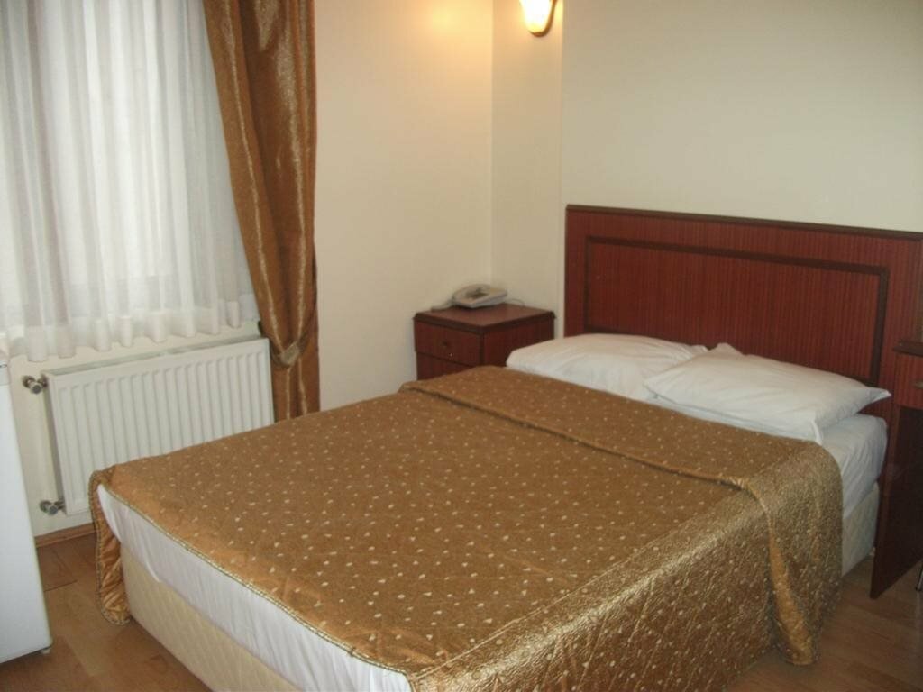 Стамбул: Emos Hotel