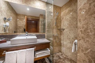 Стамбул: Отель Clarion Istanbul Mahmutbey