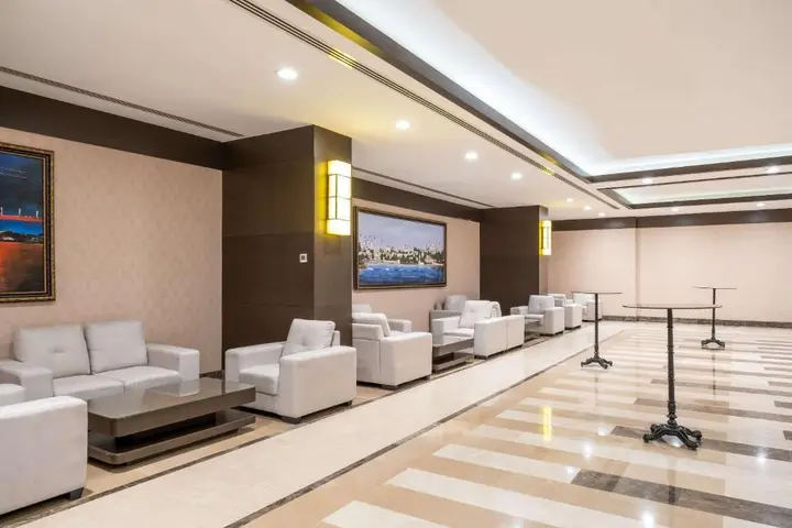 Стамбул: Отель Clarion Istanbul Mahmutbey
