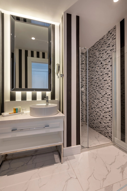 Чешме: Motif Hotel