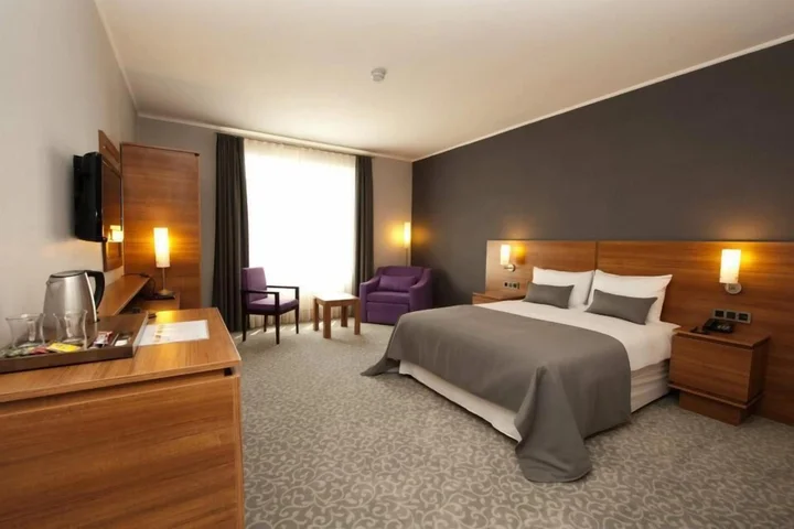 Синоп: Hotel 117