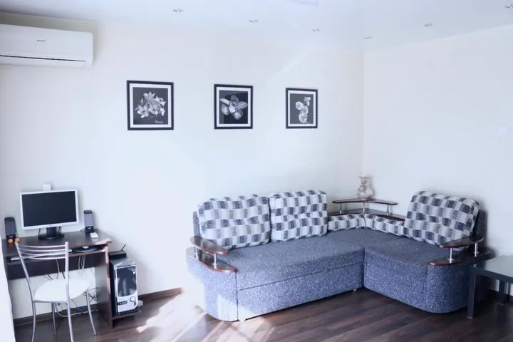 Красноярск: Apartment at Vzletnaya 24