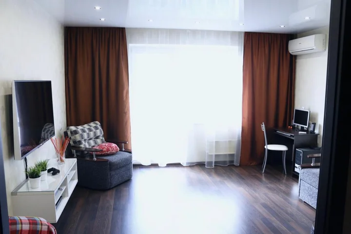 Красноярск: Apartment at Vzletnaya 24