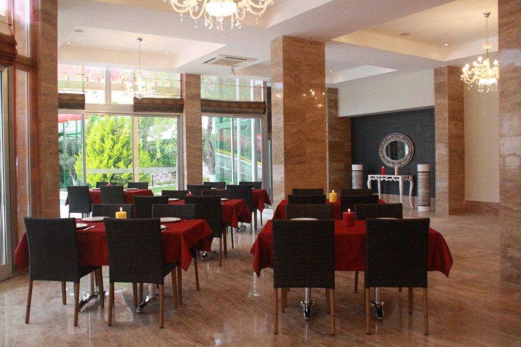 Фетхие: Telmessos Select
