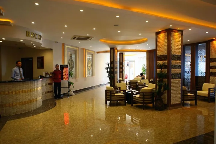 Аланья: Kleopatra Ada Beach Hotel