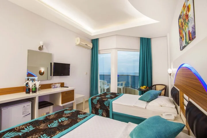 Аланья: Kleopatra Ada Beach Hotel