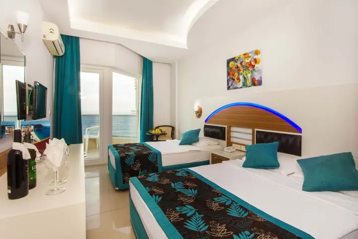 Аланья: Kleopatra Ada Beach Hotel