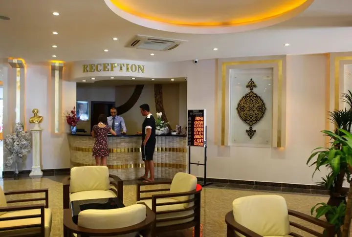Аланья: Kleopatra Ada Beach Hotel