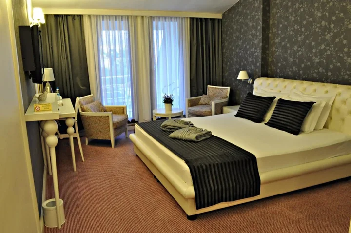 Эдирне: Hotel Edirne Palace