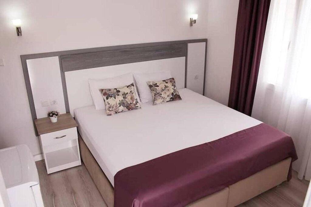 Чешме: Parla Apart Otel