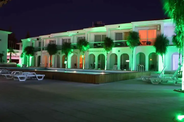 Бурхание: Pidasus Hotel