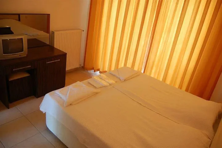 Бурхание: Pidasus Hotel