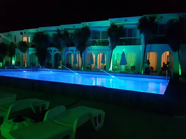 Бурхание: Pidasus Hotel