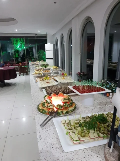 Бурхание: Pidasus Hotel