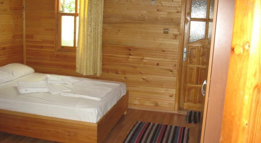 Чиралы: Rose Pension