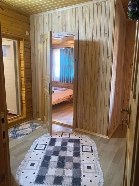 Чиралы: Rose Pension