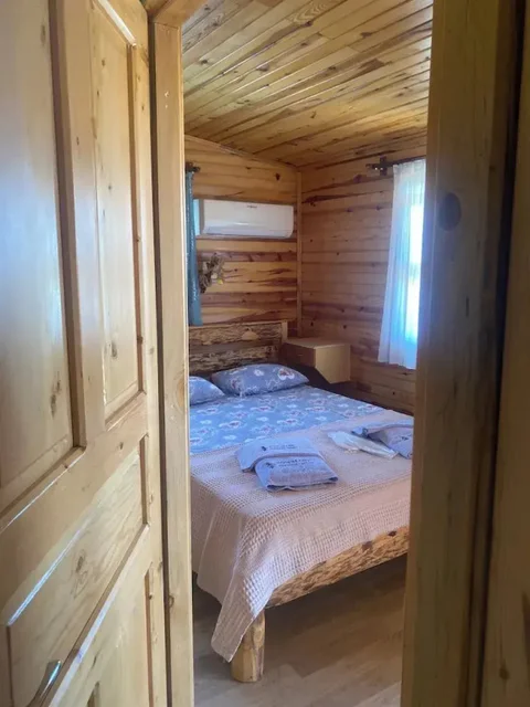 Чиралы: Rose Pension