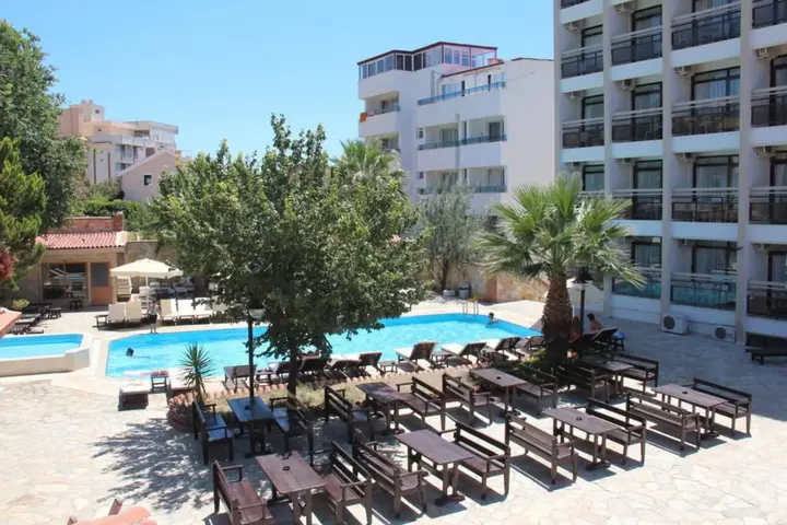 Кушадасы: Esat Otel