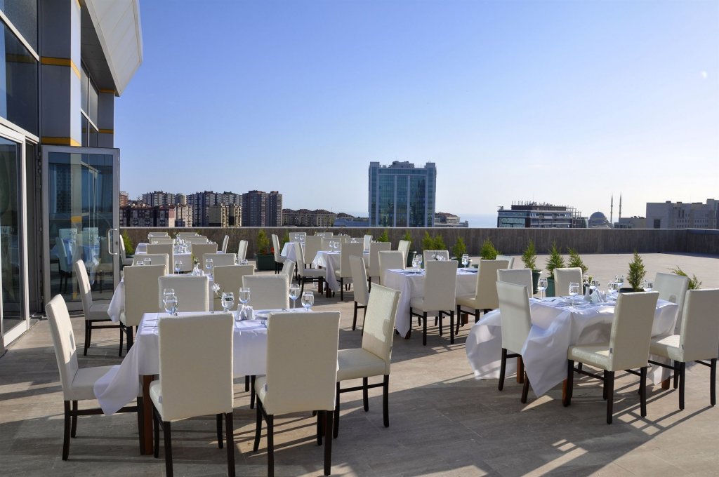 Бююкчекмедже: Expoist Hotel