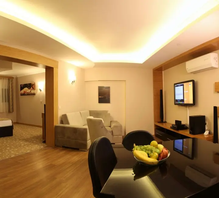 Измир: Grand Zeybek Hotel