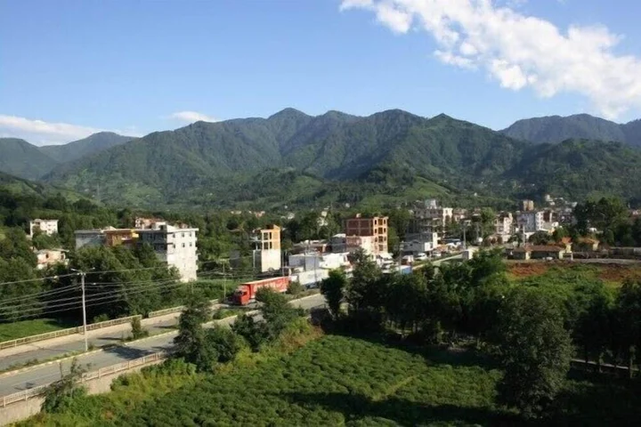 Кемальпаша: Sarp Hotel