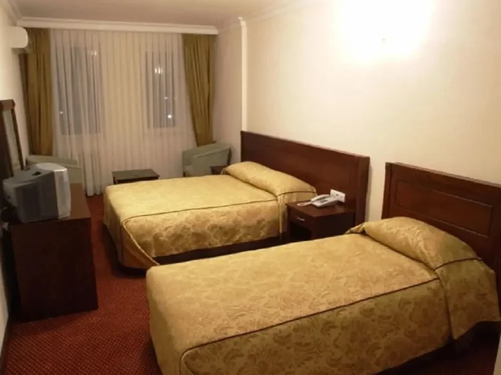 Кемальпаша: Sarp Hotel