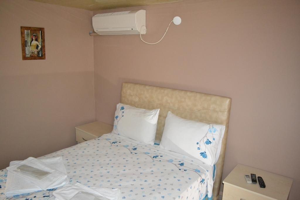 Чынарджык: Kirmizi Yali Motel