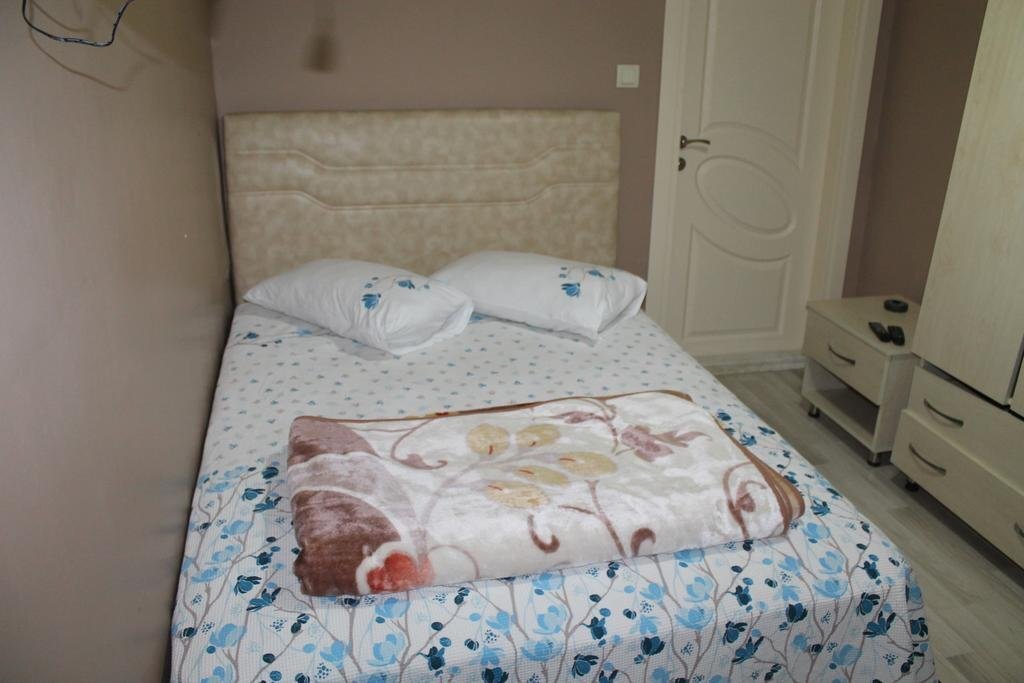 Чынарджык: Kirmizi Yali Motel