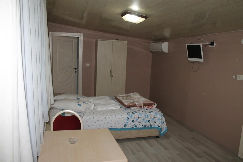 Чынарджык: Kirmizi Yali Motel