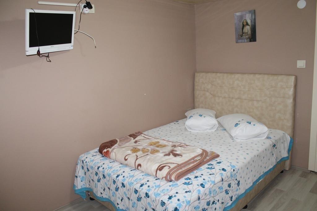 Чынарджык: Kirmizi Yali Motel