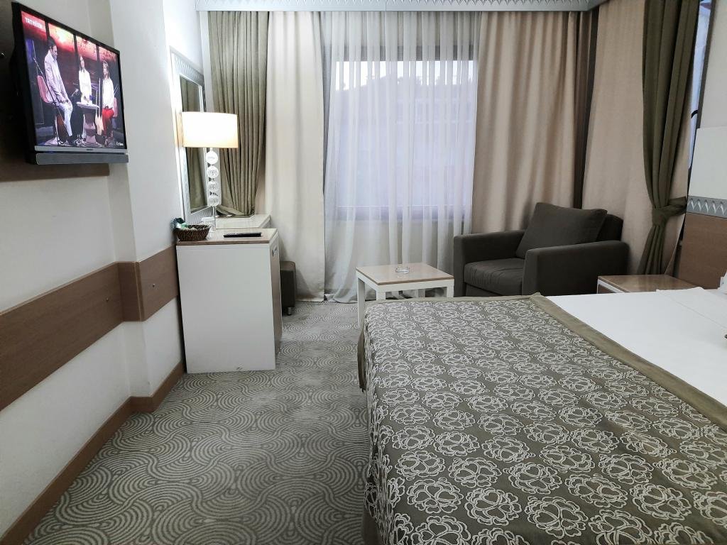 Караман: Nadir Business Hotel