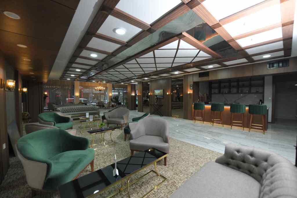 Караман: Nadir Business Hotel