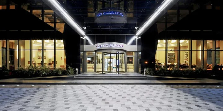 Бурса: Crowne Plaza BURSA by IHG