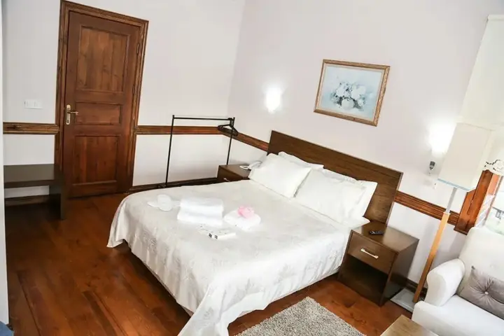 Измит: Izmit Otel