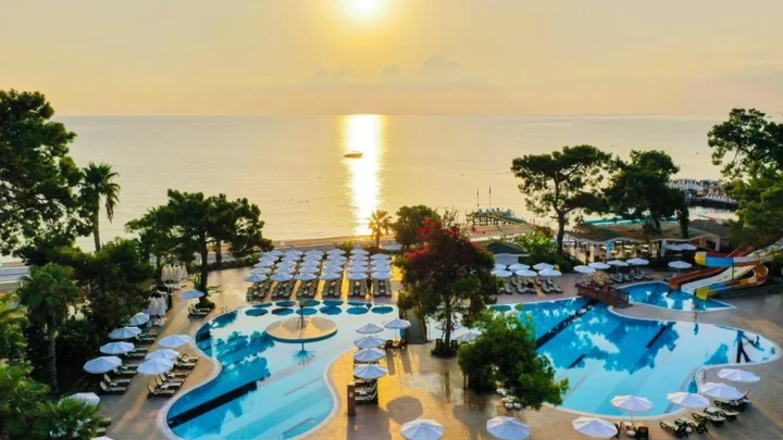 Кемер: Курорт Crystal Aura Beach Resort & Spa – All Inclusive