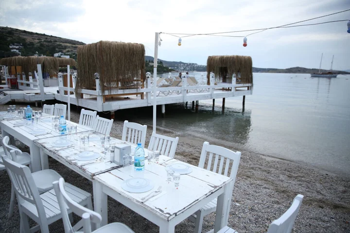 Голькой: Daphnis Hotel