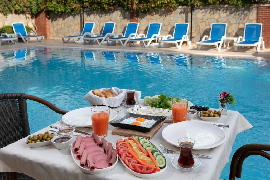 Анталья: Lara Dinc Hotel