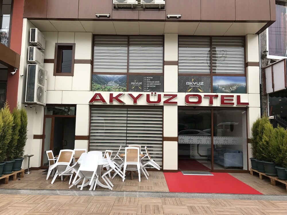 Трабзон: Akyuz Rooming House