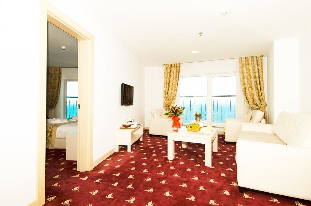 Силифке: Lamos Hotel