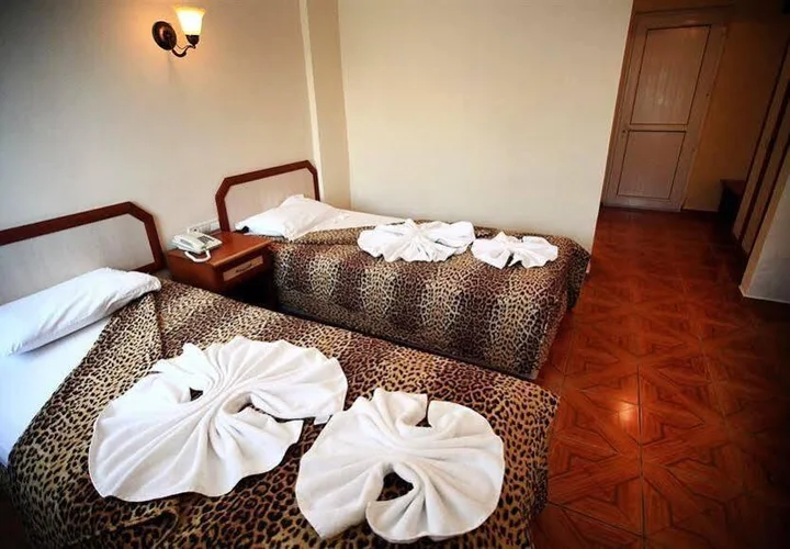 Акьярлар: Parilti Hotel