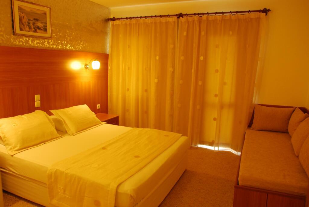 Калкан: Hotel Pirat