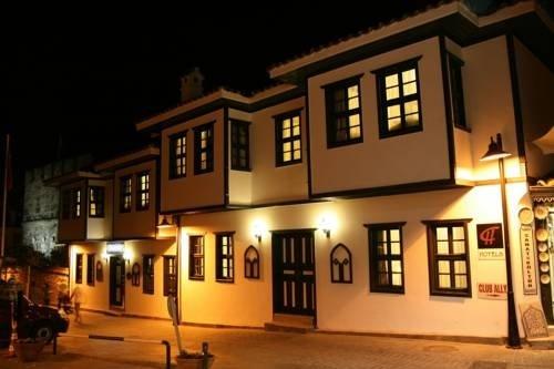 Kaleiçi Marina Boutique Hotel - Restaurant — фото 1