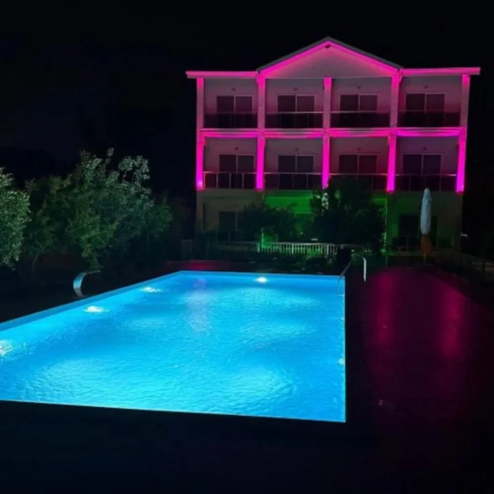 Чиралы: Narcicegi Otel